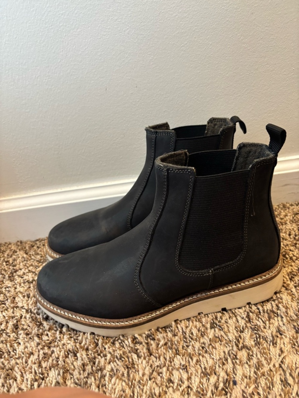 Alpine Design Black Women's Chukka Boots with Cream Sole